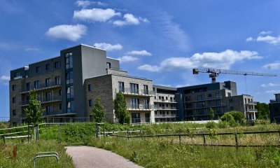 [WE 2.16  •  1.OG  •  Typ 7] großzügige 2- Zimmerwohnung mit 2 Balkonen und großem Bad