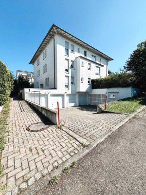 Moderne 4-Zimmer-Wohnung mit EBK und 2 Garagen in idyllischer Lage von Deizisau – ab 15.10.2025
