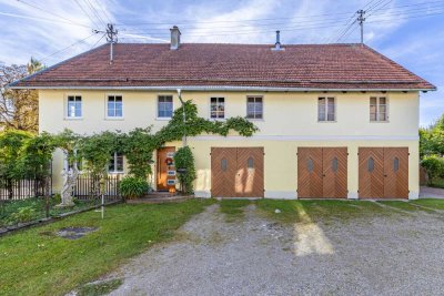 Sanierte Hofstelle mit Ensembleschutz in Waal