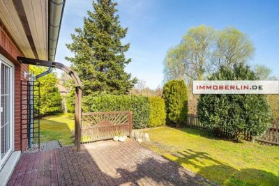 IMMOBERLIN.DE - Behagliche Doppelhaushälfte am Landschaftsschutzgebiet