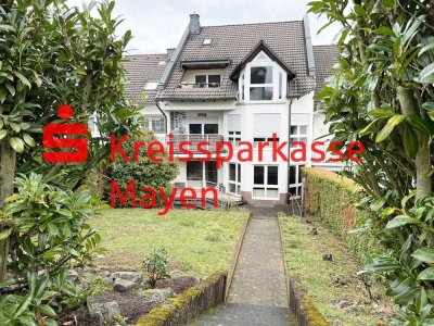 Schöne Erdgeschosswohnung m. Terrasse, Gartennutzung u. Stellplatz