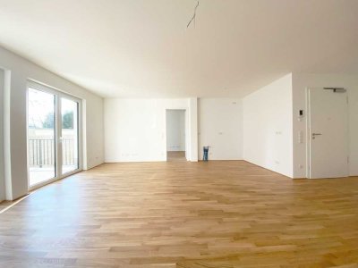 JETZT ODER NIE + 4-Zi.-EG-Whg. mit 2 Bädern und Balkon + FERTIGGESTELLT