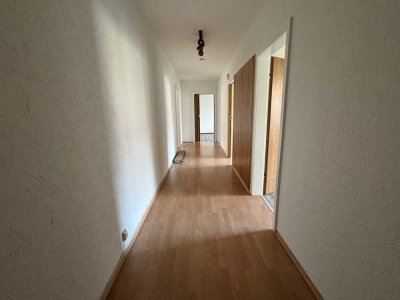 3-Zimmer Wohnung mit Balkon im 1. OG in Worms Stadtzentrum