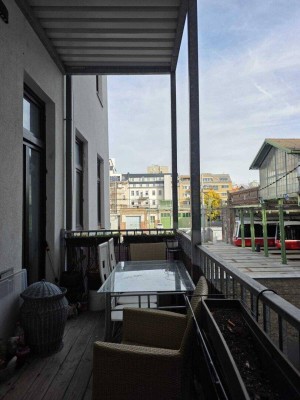 Moderne 3-Zimmer Wohnung, mit Balkon, hofseitig