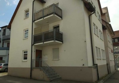 Mehrfamilienhaus mit drei vermieteten Wohnungen in Obersontheim