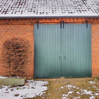 Stellplatz- oder Lagermöglichkeit in trockener Scheune zu vermieten