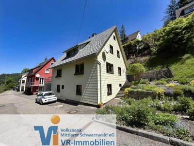 Wohlfühlen auf ganzer Linie – Idyllisches Einfamilienhaus mit Stadtnähe in Triberg!