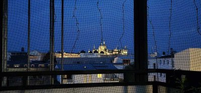 Erstklassige 3 Raum Wohnung - Zentral mit Schloßblick -