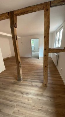 Erstbezug nach Sanierung: schöne 5-Zimmer-Wohnung in der Brettener Innenstadt