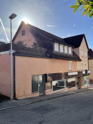 Wohn- und Geschäftshaus in Leonberg-Höfingen