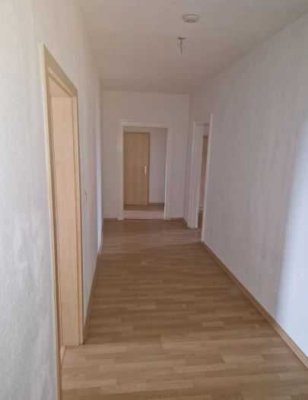 Helle 2-Zimmer-Wohnung in zentraler und  ruhiger Lage von Aschersleben