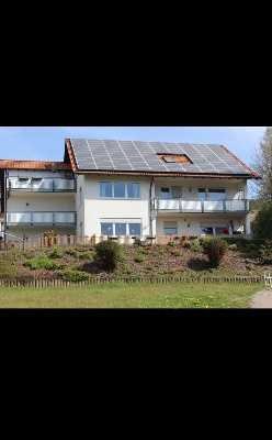 Helle 2-Zimmer-Wohnung mit Terrasse und Einbauküche in Baiersbronn