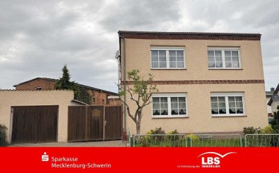 Familien-Stadthaus mit Nebengelass