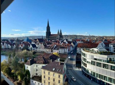 Freundliche 1-Zimmer-Wohnung mit Balkon und Einbauküche in Neu-Ulm