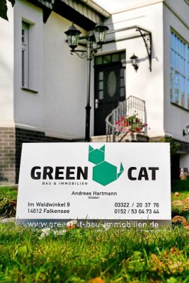 Wohnhaus mit großem Grundstück & Scheune