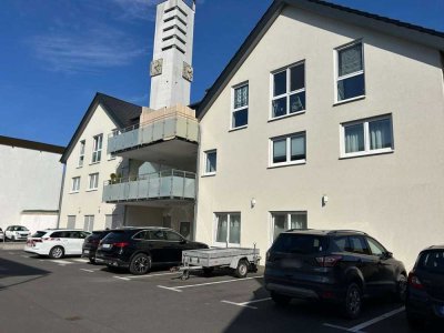 Bezugsfreie moderne 3-Zimmer ETW mit Loggia und TG-Stellplatz!