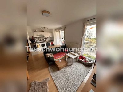 Tauschwohnung: Helle Einzimmerwohnung mit Balkon