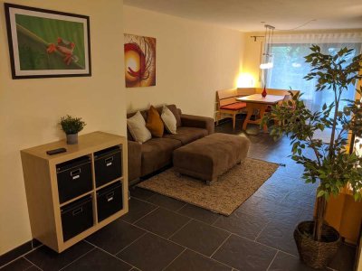 Schöne 3 Zimmer EG-Wohnung mit großer ruhiger Südterrasse von Privat / Provisionsfrei