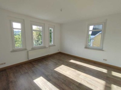 Sie suchen eine familienfreundliche Vier-Zimmer-Wohnung im Grünen...???