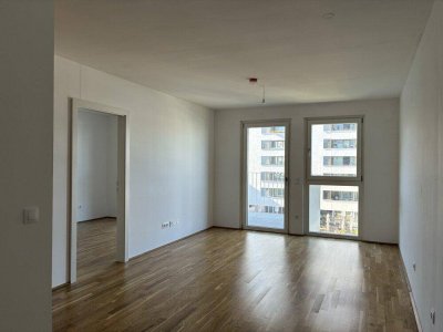 NordGlück - Westseitiger Balkon mit Blick auf Fußgängerzone - Top 01-039