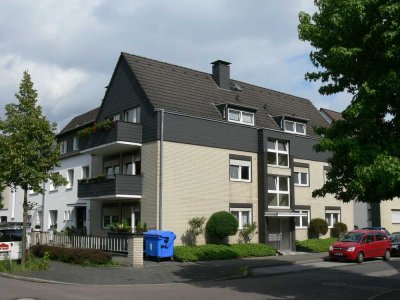 Hilden-Süd, charmante 2-Raum-Wohnung, offene Küche, Bad mit Fenster, Diele, großer Balkon