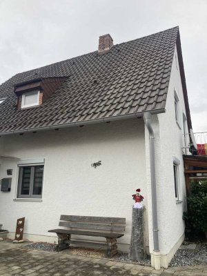 Freistehendes Einfamilienhaus zu vermieten