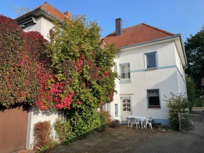 Dynamische Immobilie mit Weitblick