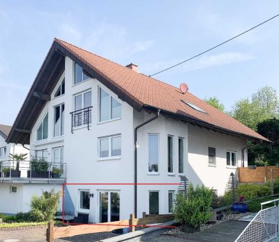 Helle 2-Zimmer-Wohnung mit separater Küche und großem Wohnzimmer in Kasbach-Ohlenberg!