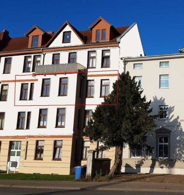 Helle Wohnung mit 4 Zimmern zentrumsnahe