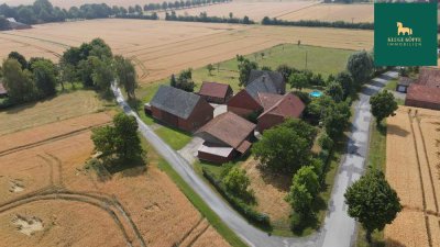 Einzigartiger Resthof mit liebevollen Nebengebäuden und Weidefläche für Pferdehaltung
