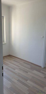 2 Zimmer-Wohnung neu renoviert Nahe FH /Interspar/Bahnhof