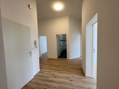 KUNZE: Sanierte 2 Zimmer Wohnung nähe Schwarzer Bär