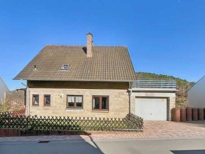 Sackgassenlage mit Ausblick - EFH mit Ausbaupotential im Grünen