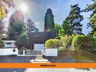 Exklusives Grundstück in begehrter Lage – Sanierungsobjekt oder Neubauprojekt