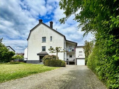 Attraktives 3-Familienhaus mit Baugrundstück in Top-Lage am Totenberg, Neheim - Ideale Kapitalanlage