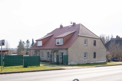 Listenpreis 85.000,00 € - Doppelhaushälfte mit 2 Wohneinheiten am Ortsrand von Murchin