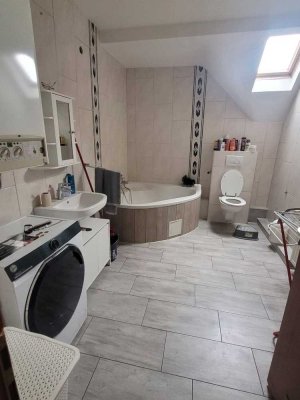 Teilweise möblierte 80 m2 Wohnung in LU-Mitte, ab Ende August / 01.09.25