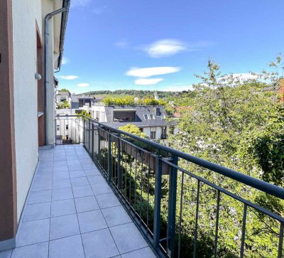 Komplette Etage für Sie allein! Wiesbaden: 3 Zi-Altbautraum mit Balkon, Nähe Taunusstr. / Nerotal