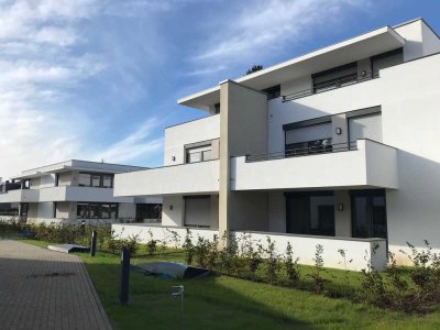 Helle moderne 2-Zimmer-Wohnung mit Terrasse/Garten und Aufzug, KFW 55