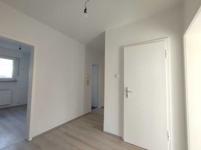 Helle 3-Zimmer Wohnung mit Balkon sucht Nachmieter!