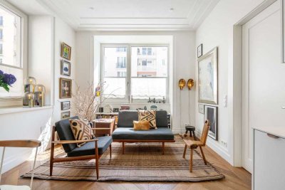 Altbau-Charme trifft moderne Eleganz: Stilvolle 2-Zimmer-Wohnung mit durchdachtem Grundriss