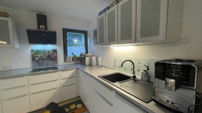 Ruhige 3 Zimmer Küche Bad Wohnung zu vermieten