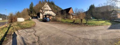 Einmalige Gelegenheit: Hofstelle mit großem Grundstück im schönen Renchtal
