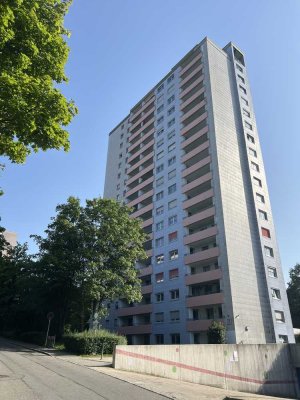 Großzügige 4,5 Zimmer Wohnung in attraktiver Lage