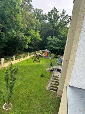 Tausche Ruhige 2-Raum-Wohnung im Grünen gegen 3 Raum Wohnung