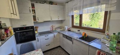 Großzügige 4-Zimmerwohnung in ruhiger Lage – mit Balkon & Terrasse