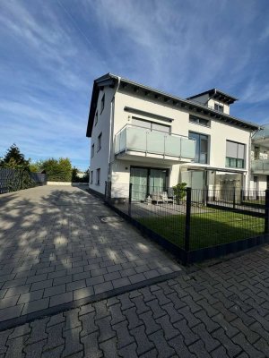 Geschmackvolle 2-Zimmer-Wohnung mit gehobener Innenausstattung mit Balkon in Biebesheim am Rhein