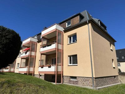 Tolle Altbauwohnung mit Balkon und ruhiger Wohnlage