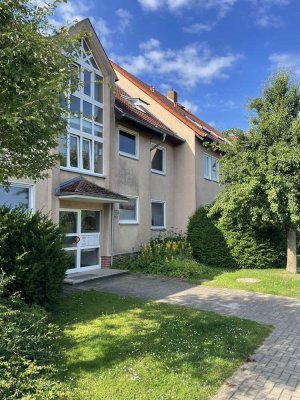 Hötzum:  3-Zi-Dach-Wohnung mit Loggia