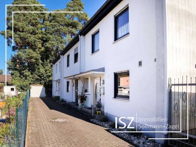 Uneinsehbarer Garten! Reihenmittelhaus mit Einzelgarage und ausgebautem DG in Schwabach Limbach